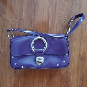 Guess purse